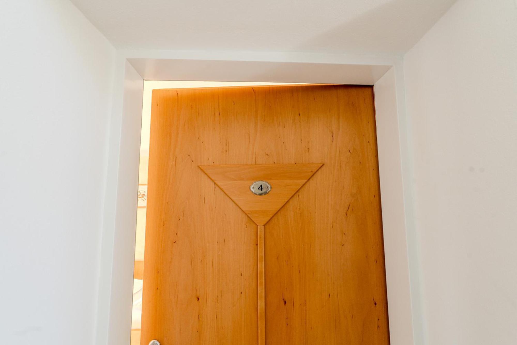 Whats-App Self-Check-In - Villa Maria Theresia Bad Goisern Quarto foto